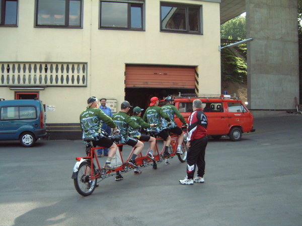 Tandem2000_08